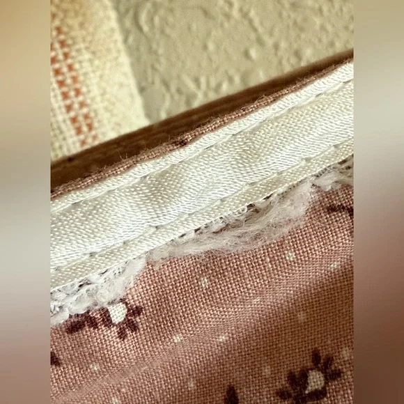 Vintage Gunne Sax skirt in pink floral with lace accents size 11 - Picture 9 of 9